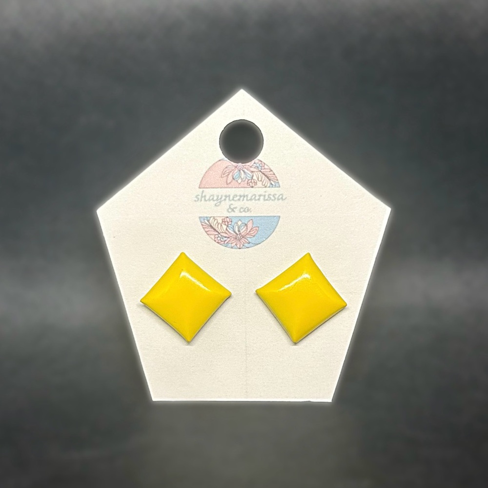 Vintage Yellow Diamond/Square Stud Earrings — Renewed